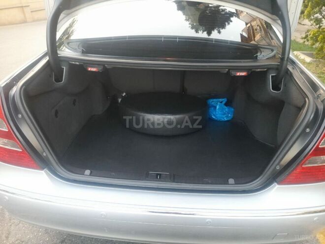 Mercedes E 240 2003, 191,000 km - 2.4 l - Bakı