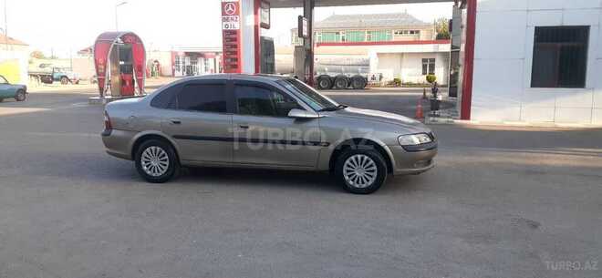 Opel Vectra 1997, 256,357 km - 1.8 l - Sumqayıt