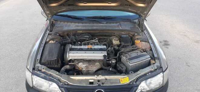Opel Vectra 1997, 256,357 km - 1.8 l - Sumqayıt