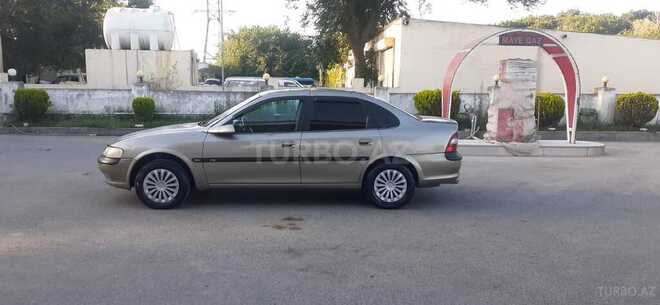 Opel Vectra 1997, 256,357 km - 1.8 l - Sumqayıt