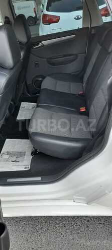Mercedes B 180 2011, 72,000 km - 1.7 l - Xırdalan
