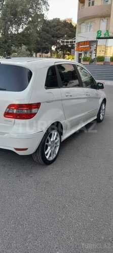 Mercedes B 180 2011, 72,000 km - 1.7 l - Xırdalan