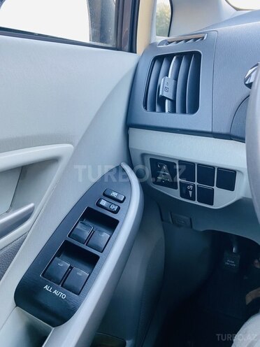 Toyota Prius 2012, 194,000 km - 1.8 l - Bakı