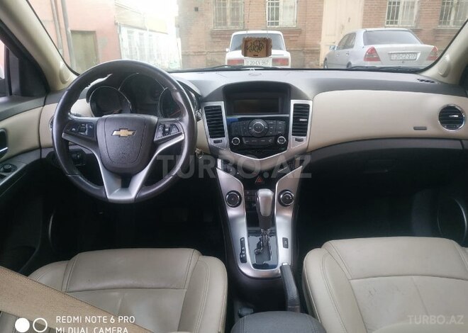 Chevrolet Cruze 2011, 185,000 km - 1.4 l - Gəncə