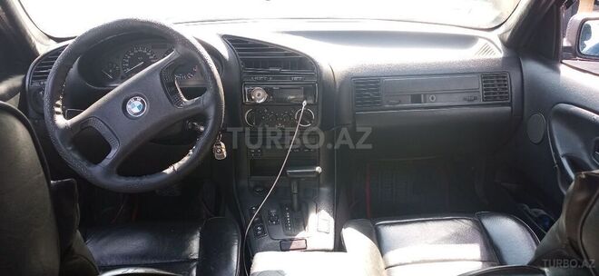 BMW 318 1991, 329,456 km - 1.8 l - Bakı