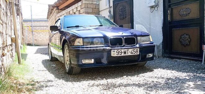 BMW 318 1991, 329,456 km - 1.8 l - Bakı