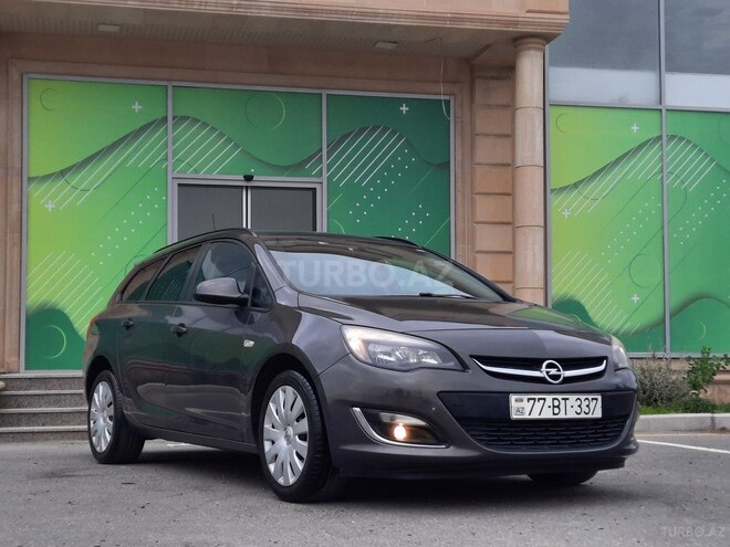Opel Astra 2013, 120,100 km - 1.4 l - Bakı