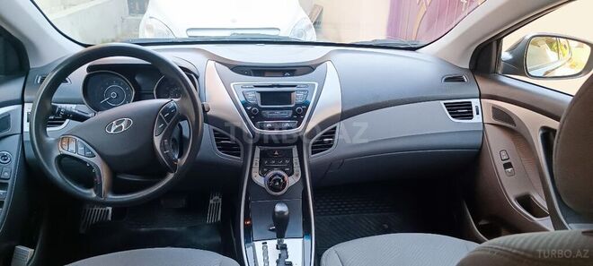 Hyundai Elantra 2013, 273,588 km - 1.8 l - Sumqayıt