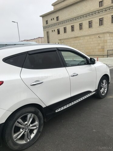 Hyundai ix35 2013, 110,000 km - 2.0 л - Bakı