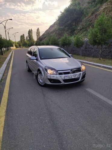 Opel Astra 2006, 315,000 km - 1.3 l - Şəki