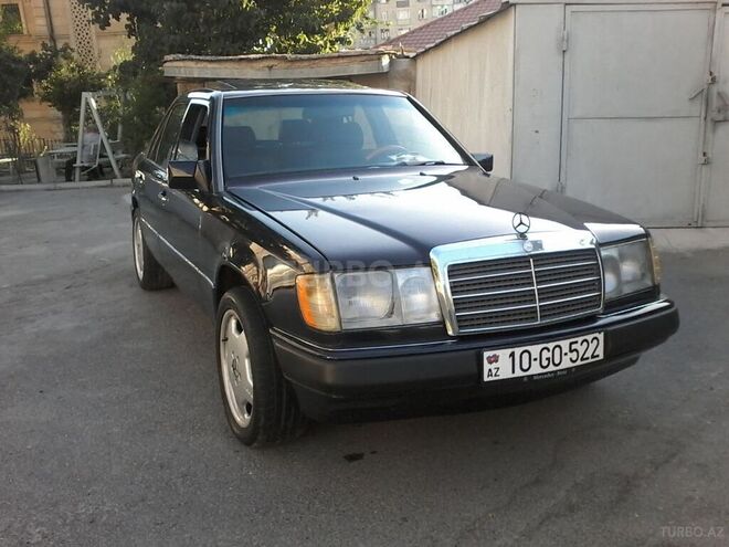 Mercedes E 260 1991, 235,680 km - 2.6 л - Bakı