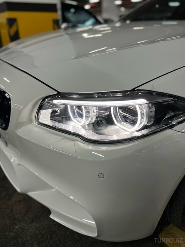 BMW 528 2014, 148,000 km - 2.0 l - Gəncə