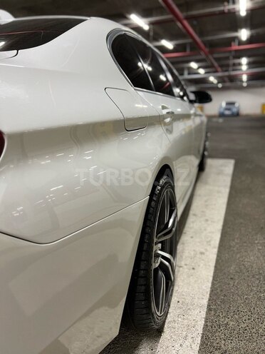 BMW 528 2014, 148,000 km - 2.0 l - Gəncə