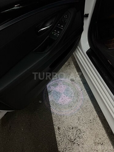 BMW 528 2014, 148,000 km - 2.0 l - Gəncə