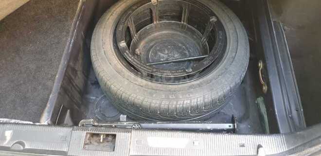 Mercedes E 220 2000, 370,000 km - 2.2 l - Bakı