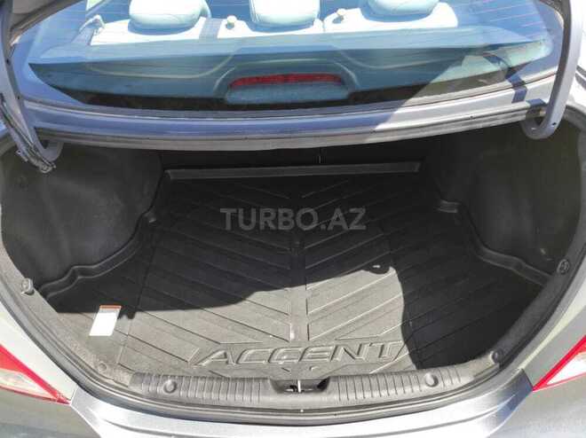 Hyundai Accent 2015, 134,000 km - 1.6 l - Bakı