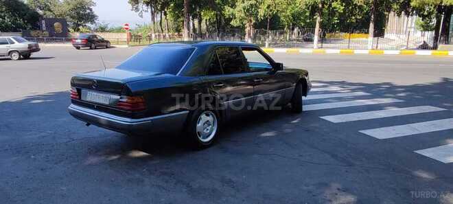 Mercedes E 230 1990, 435,000 km - 2.3 l - Zaqatala