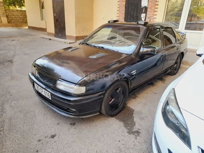 Opel Vectra 1995, 180,000 km - 2.0 l - Bakı