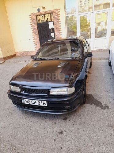 Opel Vectra 1995, 180,000 km - 2.0 l - Bakı