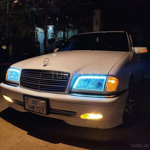 Mercedes C 240 1998, 280,000 km - 2.4 л - Bakı