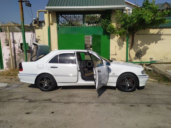 Mercedes C 240 1998, 280,000 km - 2.4 л - Bakı