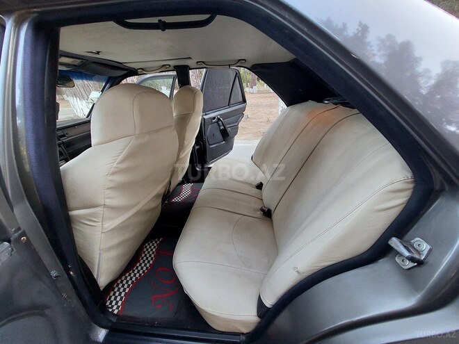 Mercedes 190 1990, 235,800 km - 1.8 л - Sumqayıt