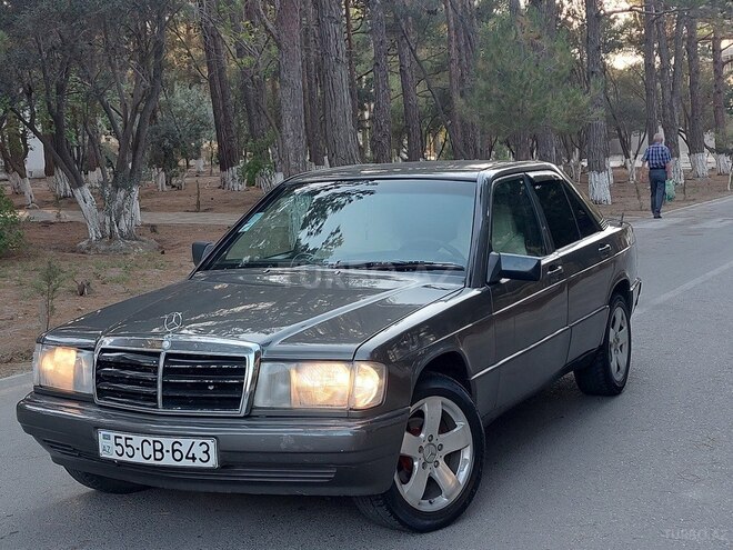 Mercedes 190 1990, 235,800 km - 1.8 л - Sumqayıt
