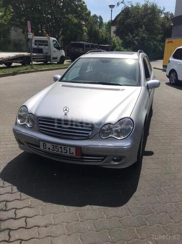Mercedes C 220 2007, 182,600 km - 2.2 л - Bakı