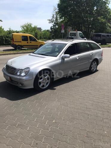 Mercedes C 220 2007, 182,600 km - 2.2 л - Bakı