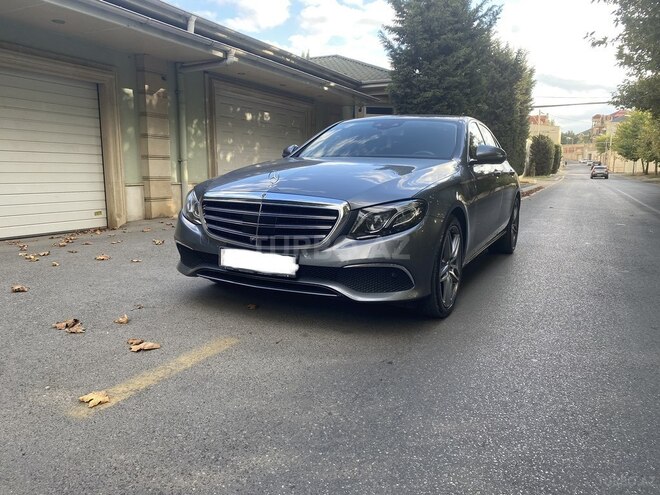 Mercedes E 220 2017, 107,000 km - 2.2 l - Bakı