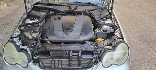 Mercedes C 220 2004, 350,000 km - 2.2 л - Bakı
