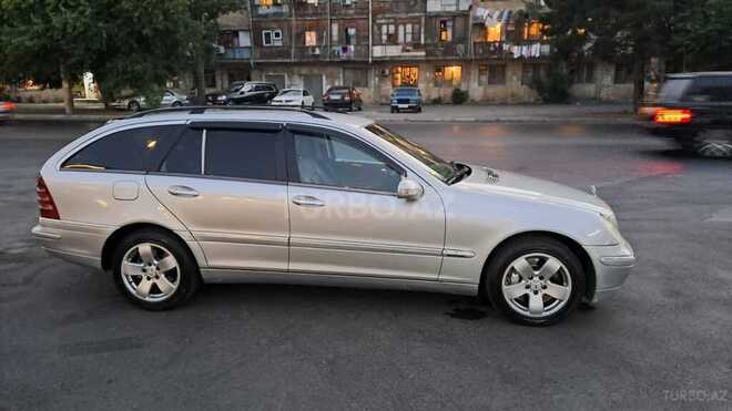 Mercedes C 220 2004, 350,000 km - 2.2 л - Bakı