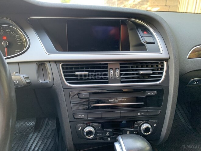 Audi A4 2015, 94,000 km - 2.0 l - Bakı