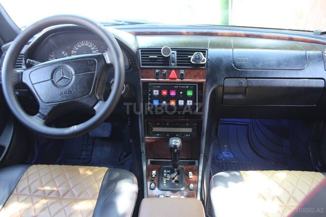 Mercedes C 240 1998, 220,000 km - 2.4 l - Bakı