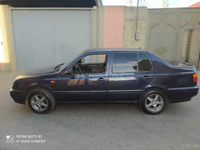 Volkswagen Vento 1997, 140,000 km - 2.0 l - Xırdalan
