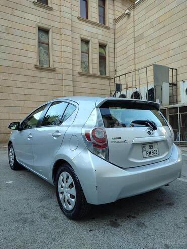 Toyota Prius C 2012, 112,654 km - 1.5 l - Bakı