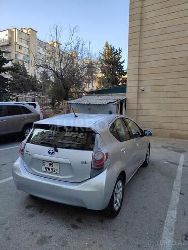 Toyota Prius C 2012, 112,654 km - 1.5 l - Bakı