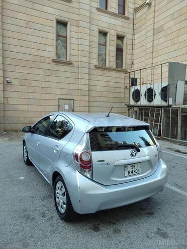 Toyota Prius C 2012, 112,654 km - 1.5 l - Bakı