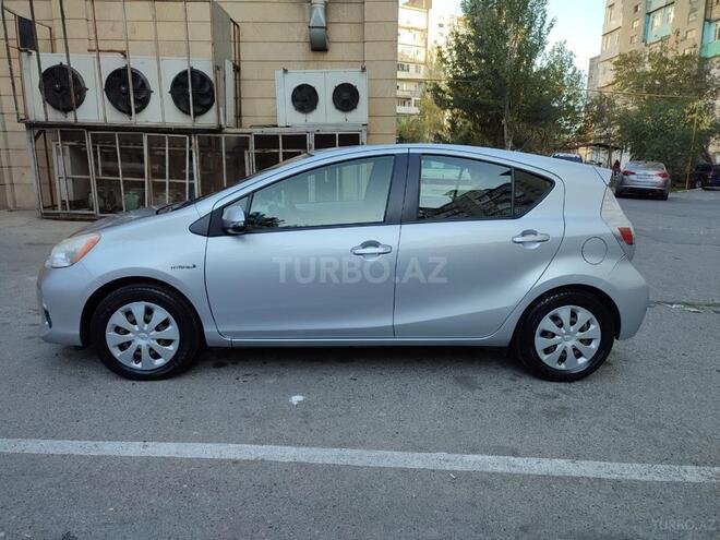 Toyota Prius C 2012, 112,654 km - 1.5 l - Bakı