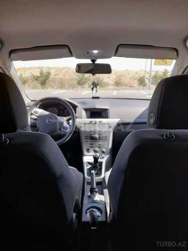Opel Astra 2009, 147,000 km - 1.4 л - Bakı