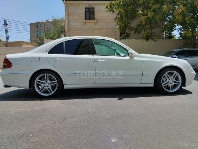 Mercedes E 320 2003, 236,000 km - 3.2 l - Bakı