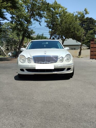 Mercedes E 320 2003, 236,000 km - 3.2 l - Bakı