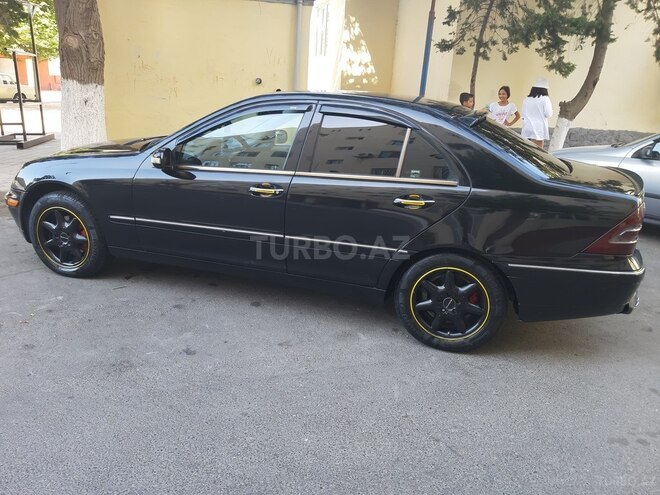 Mercedes C 240 2002, 348,781 km - 2.6 l - Bakı