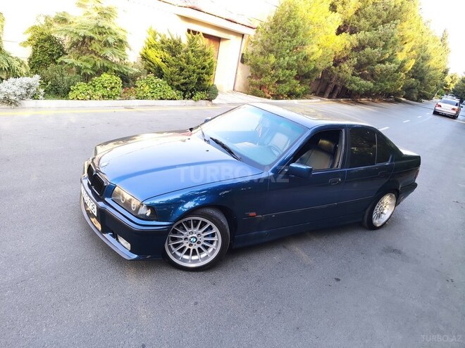 BMW 320 1995, 220,000 km - 2.0 л - Bakı