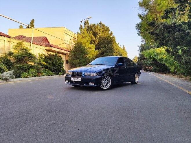 BMW 320 1995, 220,000 km - 2.0 л - Bakı