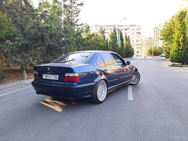 BMW 320 1995, 220,000 km - 2.0 л - Bakı