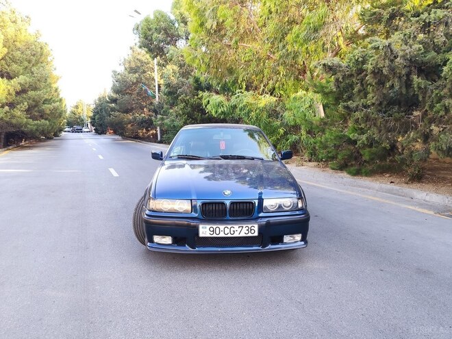 BMW 320 1995, 220,000 km - 2.0 л - Bakı