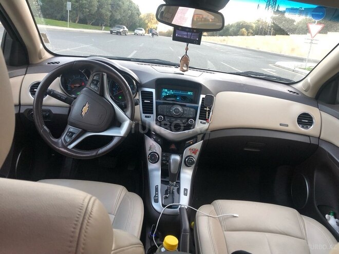Chevrolet Cruze 2011, 328,953 km - 1.4 l - Bakı