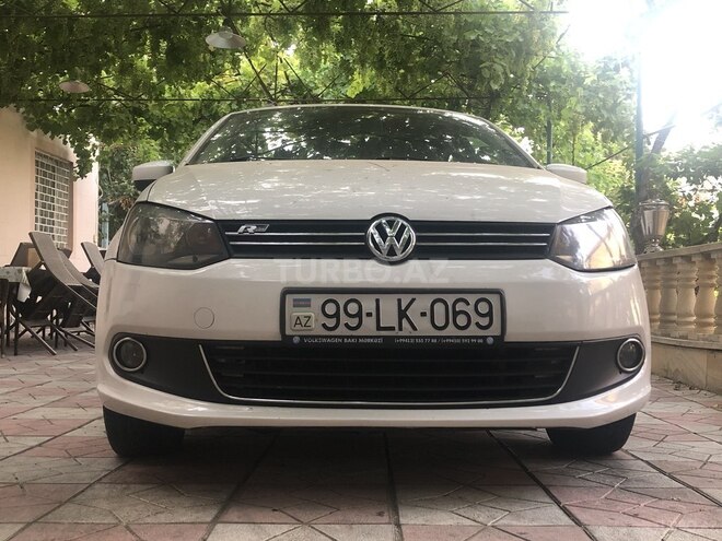 Volkswagen Polo 2012, 240,000 km - 1.6 l - Bakı