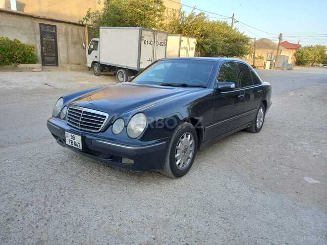 Mercedes E 240 1999, 362,400 km - 2.4 l - Bakı
